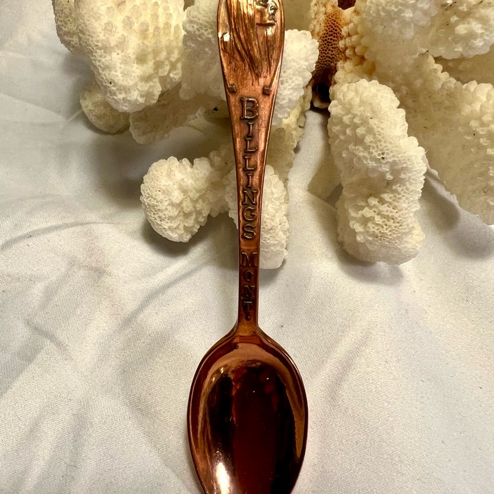 Vintage Lot of 7 Assorted Collectible Souvenir Spoons Set. - Picture 4 of 9